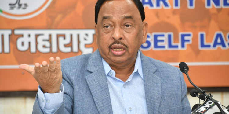 सत्तेसाठी हिंदुत्वाशी बेईमानी करणाऱ्या शिवसेनेला  हिंदुत्वाचे नाव घेण्याचा अधिकारच नाही –  खा. नारायण राणे यांची टीका