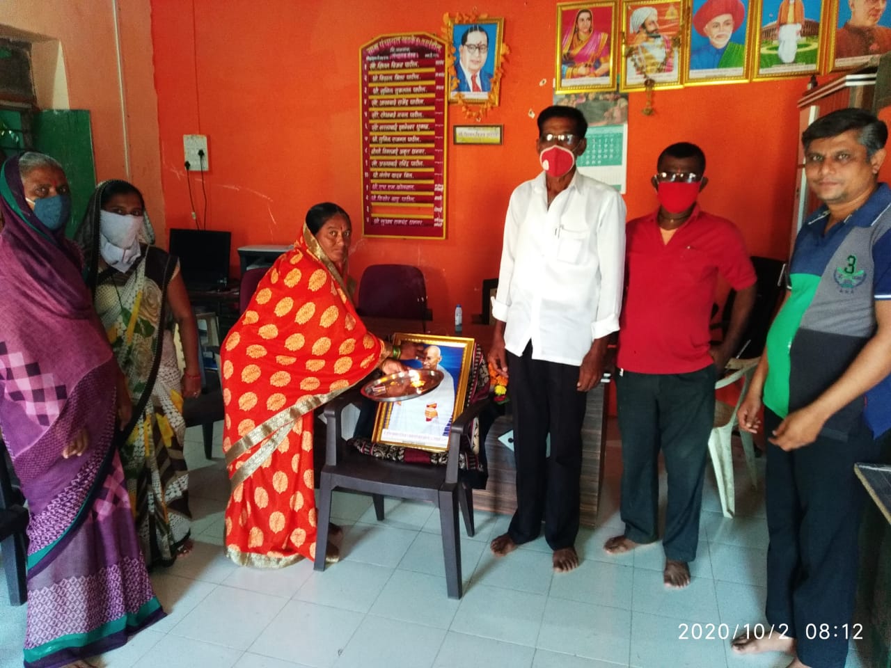 खडके बु येथे महात्मा गांधी जयंती साजरी