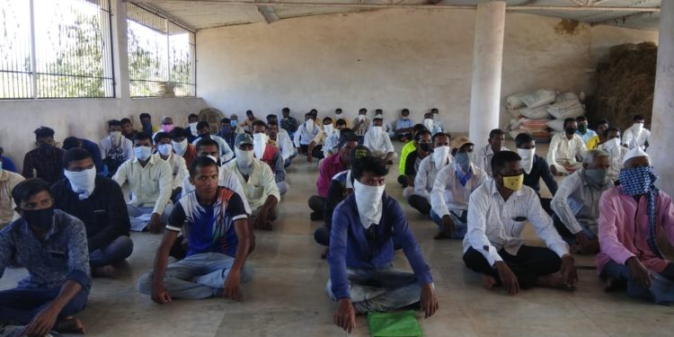 १६० तरूण तरुणींचे स्वय रोजगार निर्मितीने बँके कडून कर्ज मंजूर