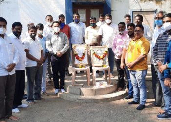 त्रिमूर्ती न्युज समूहातर्फे संविधान दिन उत्साहात साजरा