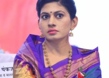 जळगाव जिल्ह्यात पोलिसांचा धाक संपलेला आहे का? – खा. रक्षाताई खडसेंचा सवाल