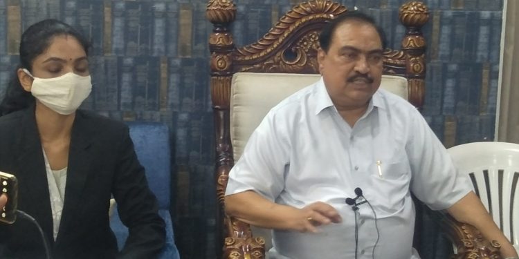 बीएचआरच्या मातीमोल भावात प्रॉपर्टी घेतल्या ; आमदार, खासदार, माजीमंत्रीचं नावं घेणं टाळलं