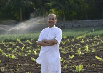जळगावाचे नाव जगाच्या नकाशावर प्रकाशमान करणारे आदरणीय मोठे भाऊ भवरलालजी जैन