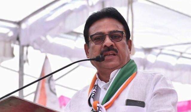 माझा फोटो नसलेलं ‘ते ‘ बॅनर पक्षाचं नव्हतं… ते बॅनर म्हणजे पक्ष नाही