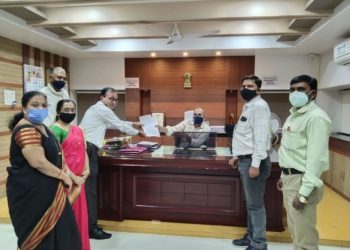 ग्राम विकास अधिकारी गौतम वाडे यांचे निलंबन त्वरित मागे घ्या
