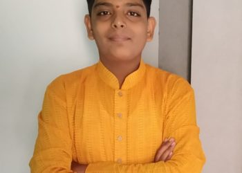 माध्यमिक व उच्च माध्यमिक स्तरावरील विद्यार्थ्यांसाठी आयोजित कला उत्सवात लाडकूबाई शाळेचा सौम्य सुर्यवंशी चमकला