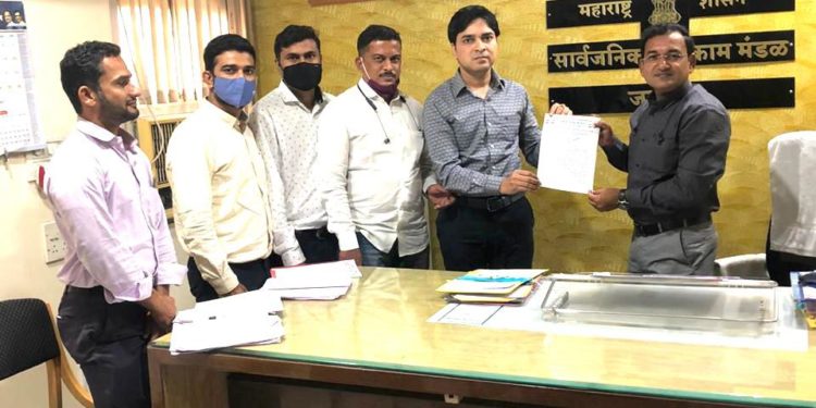 नशिराबाद ते घाणखेड राज्य मार्ग २७० वरील कामांची पाहणी करुन चौकशी करण्याची युवक काँग्रेसचे जिल्हाध्यक्ष प्रा. हितेश पाटील यांची मागणी