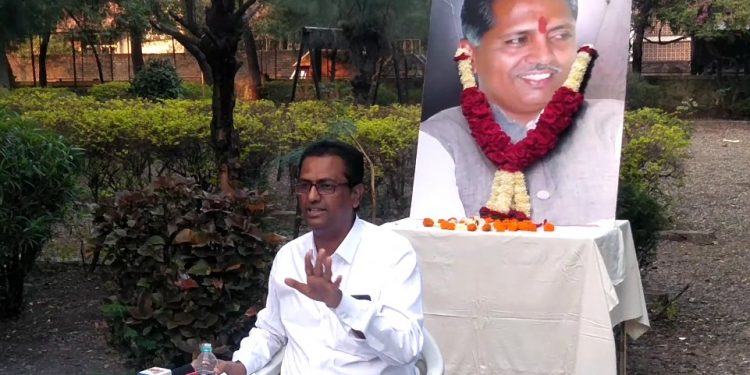 मविप्र संस्थेच्या सहाशे कोटीच्या जमिनीवर आ.गिरीश महाजनांचा डोळा