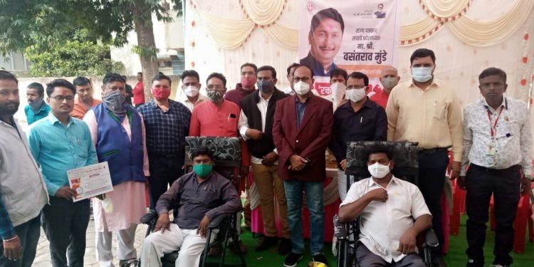 महाराष्ट्र राज्य पत्रकार संघ आयोजित रक्तदान शिबिरात 51 दात्यांनी केले रक्तदान