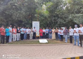 महाराष्ट्रजनक्रांती मोर्चा , छावा मराठा युवा महासंघ व राष्ट्र सेवा दल यांच्या वतीने क्रांतीज्योती सावित्रीबाई फुले यांना अभिवादन