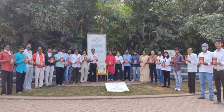 महाराष्ट्रजनक्रांती मोर्चा , छावा मराठा युवा महासंघ व राष्ट्र सेवा दल यांच्या वतीने क्रांतीज्योती सावित्रीबाई फुले यांना अभिवादन