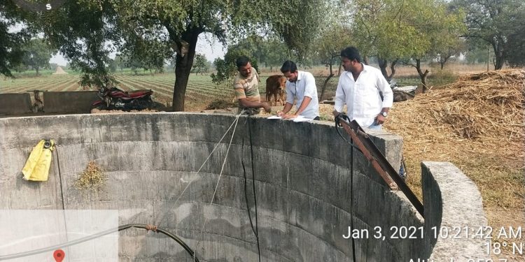 शिवनेरी फाउंडेशन संचलित भूजल अभियाना अंतर्गत वडाळा येथे शिवार फेरी