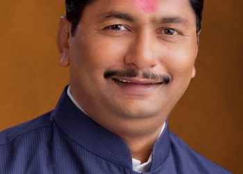 प्रदेशाध्यक्ष वसंत मुंडे यांच्या वाढदिवसानिमित्त राज्यभर आठशे पिशव्या रक्त संकलन