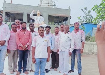 राष्ट्रवादी काँग्रेसचे जिल्हाध्यक्ष रवींद्र पाटील यांना मनूर बुद्रूकमध्ये  धक्का; पुतण्या सम्राट पाटलांसह पॅनल पराभूत