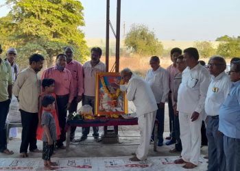 मुक्ताई जिनिंग येथे हिंदूसूर्य महाराणा प्रतापसिंहजी यांची ४२४ वी पुण्यतिथी निमित्त अभिवादन