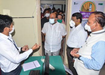 ‘कोविड’ लसीकरणानंतरही जिल्हावासीयांनी दक्षता घेणे आवश्यक – पालकमंत्री गुलाबराव पाटील
