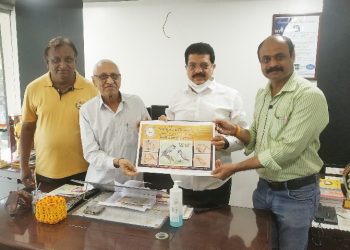 चित्रकार कोल्हे यांचे केले आमदार राजूमामा भोळेंनी कौतुक