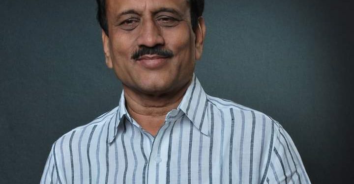 …हा तर घोडे बाजार – आ. गिरीश महाजन