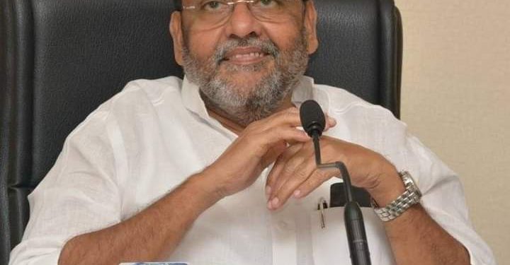 आघाडी सरकारचे आमदार फोडता येत नसल्याने भाजप कडून केंद्राचा वापर करुन सरकार बदलण्याचे प्रयत्न