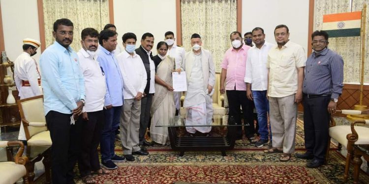 शेतकरी आंदोलनाला पाठिंबा आणि शेती विरोधी कायदे मागे घेण्याची मागणी