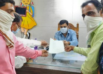 बोगस बियाणे विक्री करणाऱ्या कंपन्यांवर गुन्हे दाखल करा