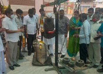 यावल येथे आजपासुन नाफेडच्या माध्यमातुन शेतकऱ्यांच्या हमीभाव हरभरा खरेदीचे आमदार चौधरी यांच्या हस्ते शुभारंभ