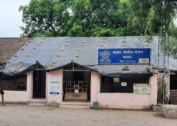 यावल येथे तहसील कार्यालयात दारू पिऊन धिंगाणा घालणाऱ्या अकलुदच्या पोलीस पाटीलास केले निलंबीत