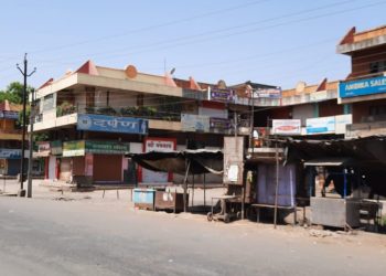 यावल तालुक्यात कोरोना संसर्गामुळे एका वर्षात ८१ जणांचा मृत्युत्तर दोन हजार पॉझीटीव्ह रुग्ण व ८६० प्रतिबंधीत क्षेत्र