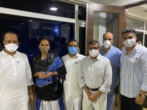 शरद पवार यांच्यावर यशस्वी शस्रक्रिया 