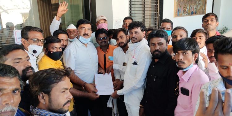 वाजंत्री बँड पथक चालक, मालक, कलावंतांच्या समस्येकडे गांभीर्याने लक्ष द्या – खासदार उन्मेशदादा पाटील