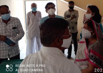 रावेर कोविड सेंटर जि. प.अध्यक्षा रंजना पाटील यांनी दिली भेट