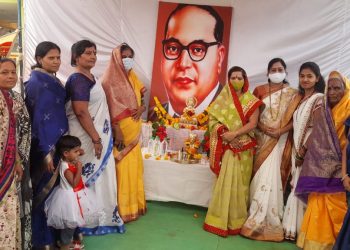 भारतरत्न डॉ.बाबासाहेब आंबेडकर यांच्या 130 व्या जयंतीनिमित्त सिद्धार्थ हौसिंग सोसायटी येथे अभिवादन