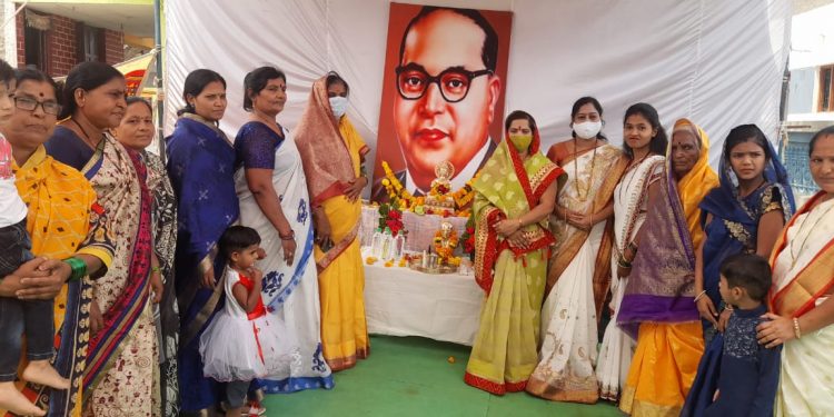 भारतरत्न डॉ.बाबासाहेब आंबेडकर यांच्या 130 व्या जयंतीनिमित्त सिद्धार्थ हौसिंग सोसायटी येथे अभिवादन