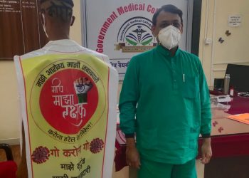 ‘मीच माझा रक्षक’ म्हणत कोल्हापूरच्या तरुणाची जळगावात कोरोनाविरोधात जनजागृती
