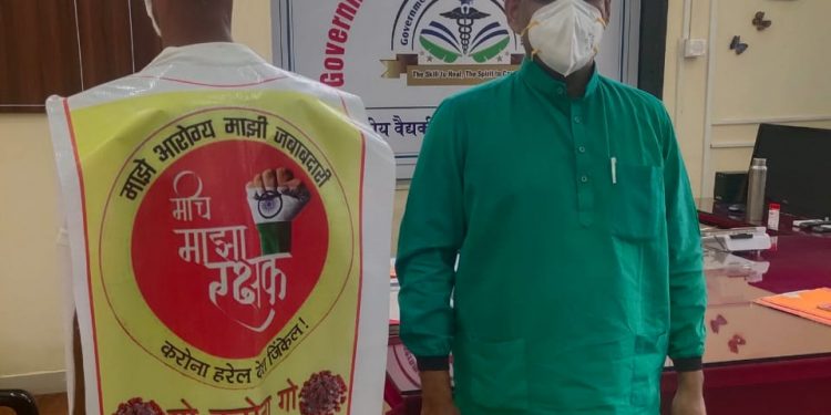 ‘मीच माझा रक्षक’ म्हणत कोल्हापूरच्या तरुणाची जळगावात कोरोनाविरोधात जनजागृती