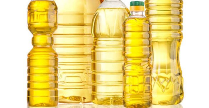 खाद्यतेलाचे भाव गगनाला भिडले ; गृहीणीचे आर्थिक गणित बिघडले