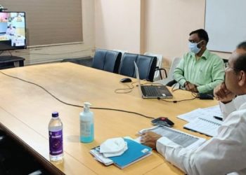 केंद्रीय आरोग्य मंत्रालया सोबत झालेल्या बैठकीत महाराष्ट्रातील परिस्थितीविषयी ‘या’ मुदयांवर झाली चर्चा…