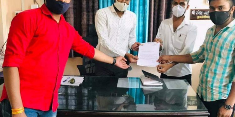 रावेर शहरात ठिकठिकाणी लसीकरण केंद्र सुरू करा- राष्ट्रवादी युवक काँग्रेस ची निवेदनाद्वारे मागणी