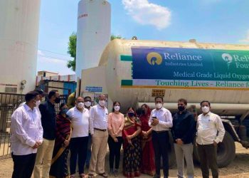 माजी मंत्री गिरीश महाजणांनी २० टन ऑक्सिजन जळगाव जिल्ह्याकरिता करून दिला उपलब्ध