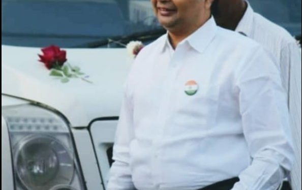 व्रतस्थ मैत्री जपणारं व्यक्तिमत्व म्हणजे प्रवीणसिंग पाटील