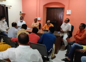 घरगुती ग्राहकांचे वीज कनेक्शन कापु नये ; पालकमंत्री गुलाबराव पाटील यांचे निर्देश