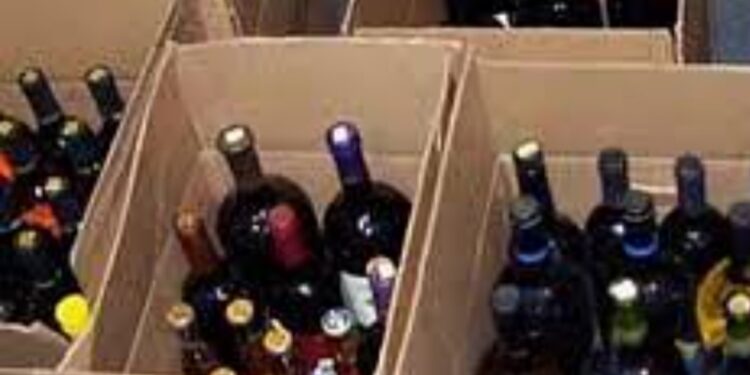 चाळीसगाव-औरंगाबाद रोडवर अवैध मद्य तस्करी ; एक कोटीपेक्षा अधिक रक्कमेचा मुद्देमाल जप्त
