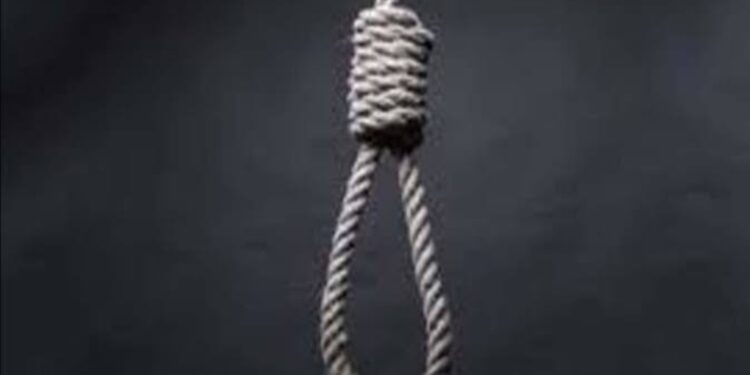 दहा दिवसापूर्वीच लग्न झालेल्या विवाहितेने गळफास घेऊन केली आत्महत्या