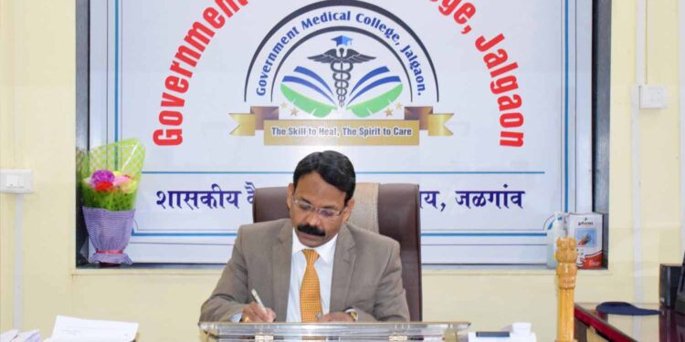 देवदूत ठरलेले अधिष्ठाता डॉ. जयप्रकाश रामानंद यांची बदली रद्द व्हावी ; सर्वच स्तरातून मागणी