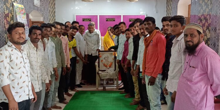 विवरे ग्रामपंचायत मध्ये राष्ट्रीय आदिवासी दिवस साजरा करण्यात आला