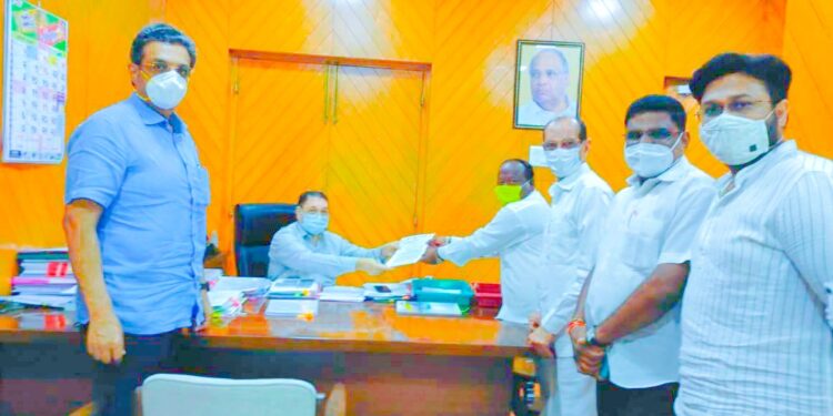 पाळधी दूरक्षेत्र पोलीस स्टेशनचे प्रश्न मार्गी लावण्यासाठी अरविंद मानकरिंचे गृहमंत्र्यांना निवेदन