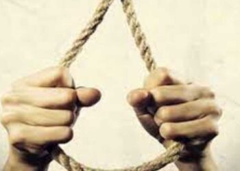 मी जे करताेय ते चुकीचे आहे पण…! चिठ्ठी लिहून नांद्रातील तरुणाने संपवलं आयुष्य