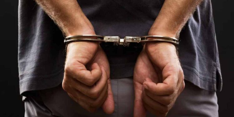 जळगाव : महिलेच्या खुनातील आरोपीच्या काही तासात मुसक्या आवळल्या