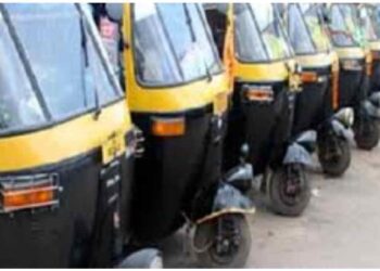 सानुग्रह अनुदानासाठी पात्र ऑटोरिक्षा परवानाधारकांनी परिवहन कार्यालयाशी संपर्क साधण्याचे आवाहन