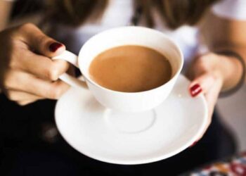 चहा पिण्याचे ‘हे’ ५  गंभीर दुष्परिणाम वाचून तुम्ही चकित व्हाल….